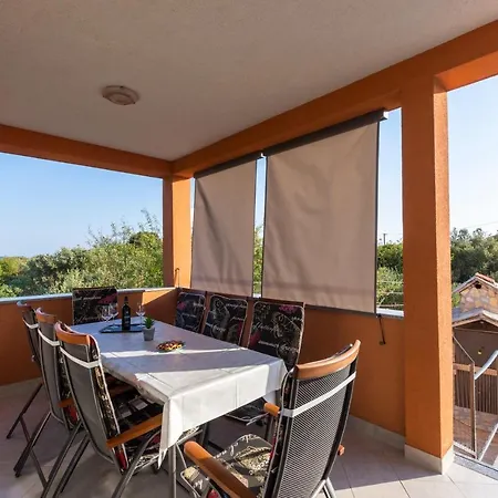 Villa Spark With Heated Pool In Rogoznica Zečevo