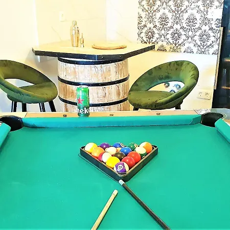 Spark With Heated Pool In Rogoznica *