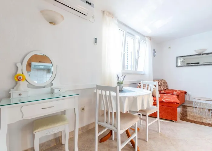 Villa Spark With Heated Pool In Rogoznica