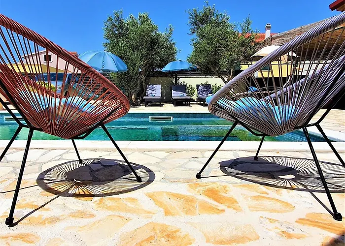 וילה Spark With Heated Pool In Rogoznica